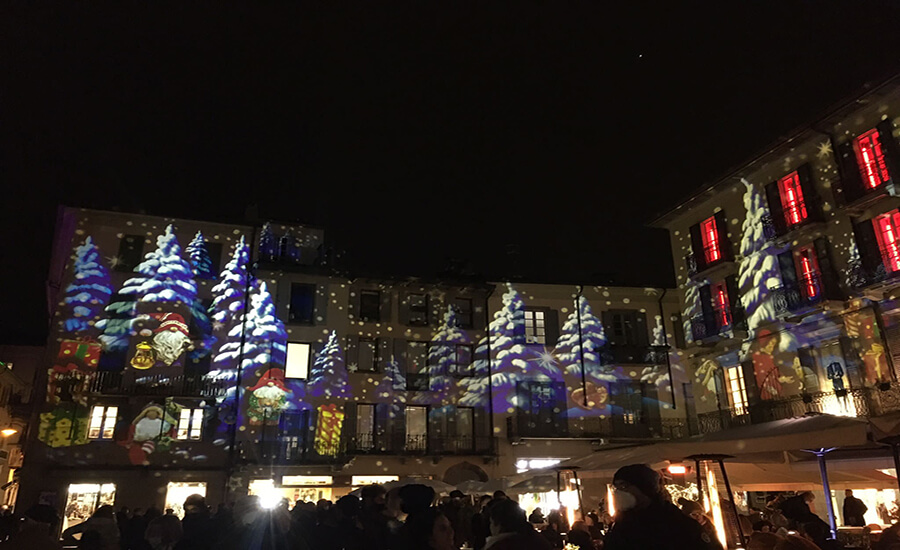 il primo sabato di Città dei Balocchi Como: luminarie e mercatini